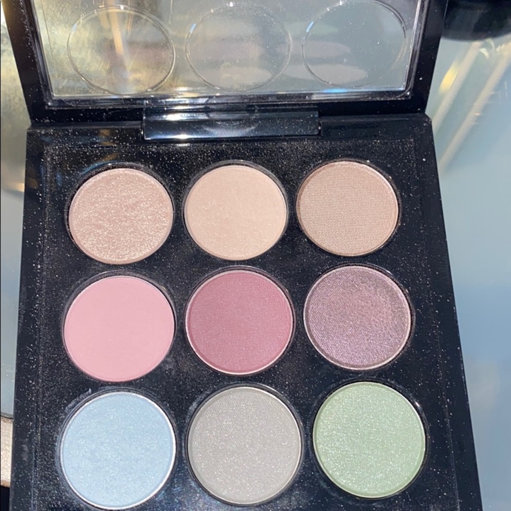 MAC x9 pastel palette